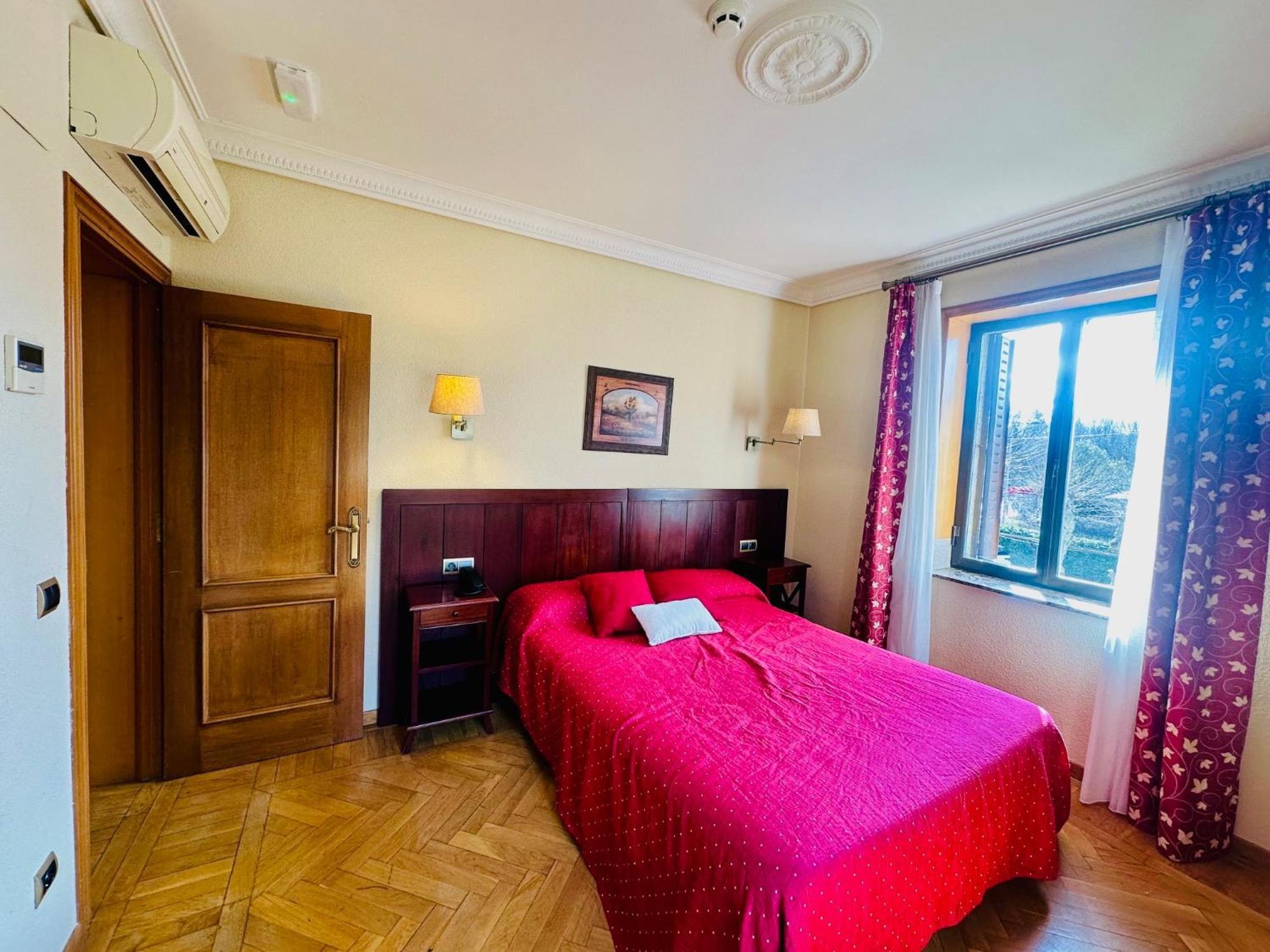 Hotel Boutique Rural Punta Me Torreblanca Guadarrama Eksteriør bilde